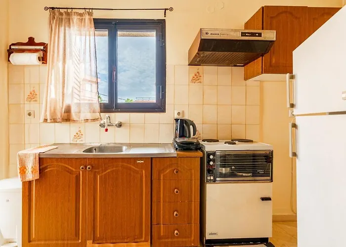 Apartment Spacious 5-person By Alecos