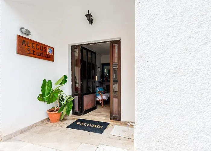 Apartment Spacious 5-person By Alecos