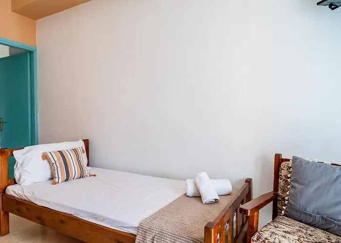 Apartment Spacious 5-person By Alecos